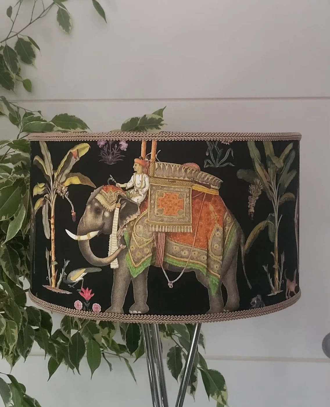 Abat-jour artisanal en tissu Échappée indienne — vue 2